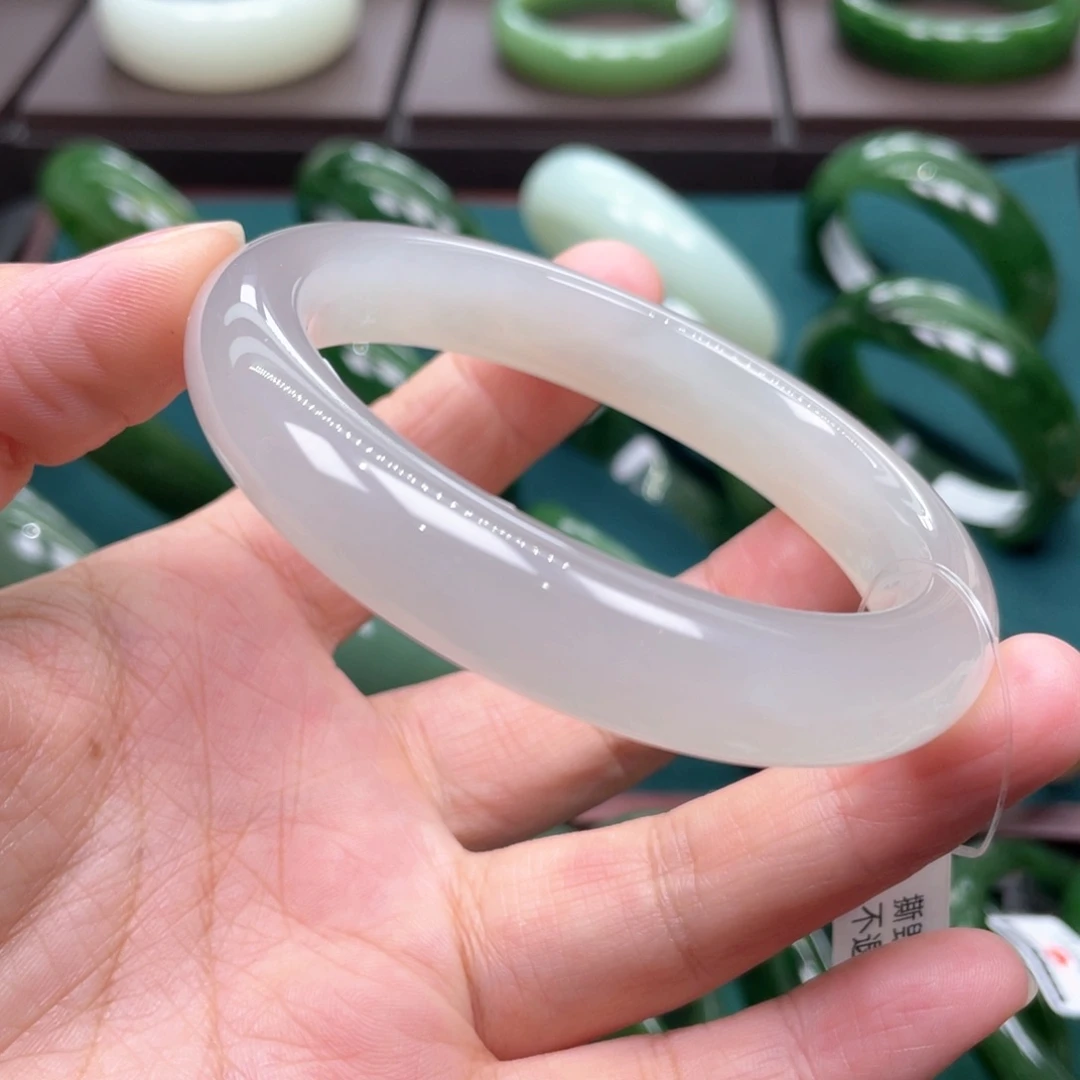 和田玉未镶嵌手镯5758