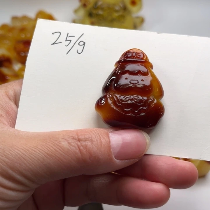 琥珀颈饰未镶嵌琥珀蜜蜡