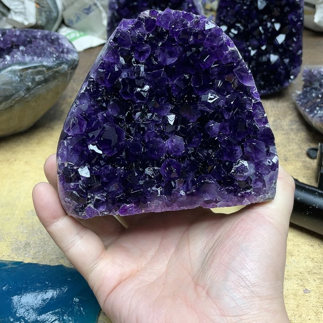 妍***紫晶大型摆件（非配饰）未镶嵌