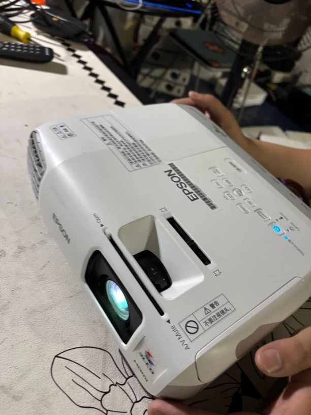 9新  二手 爱普生投影仪 运费自理