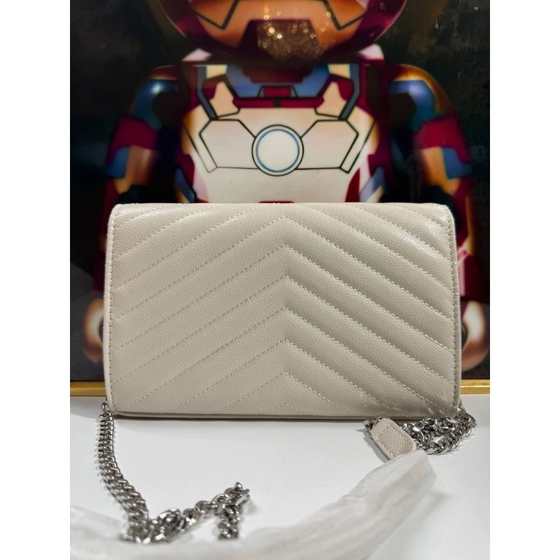 【A142】杨鱼子酱信封包22CM奢品女包MD6189