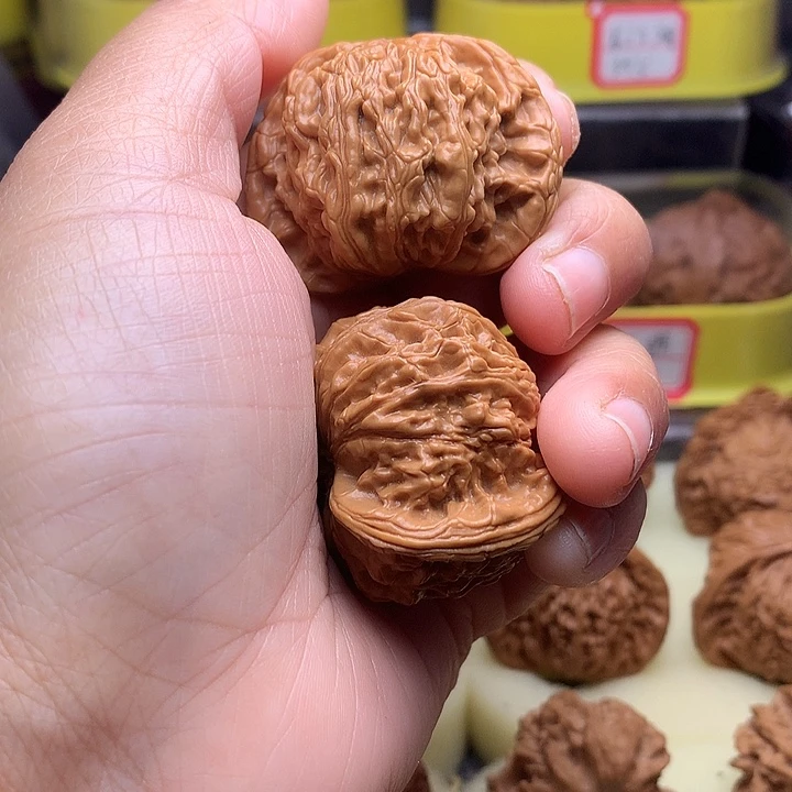 文玩核桃吊坠华北第一矮