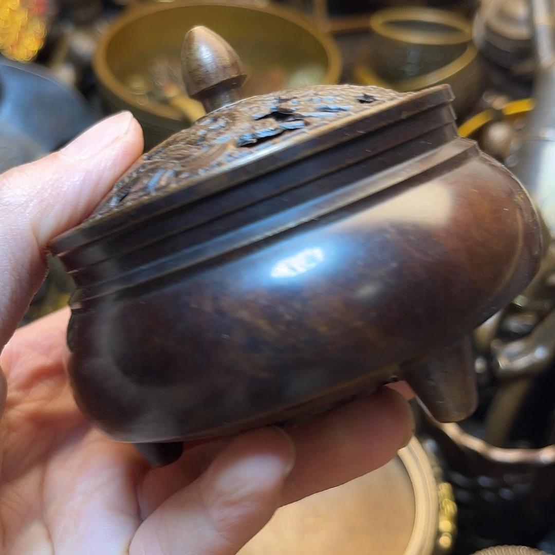精美铜器工艺品等