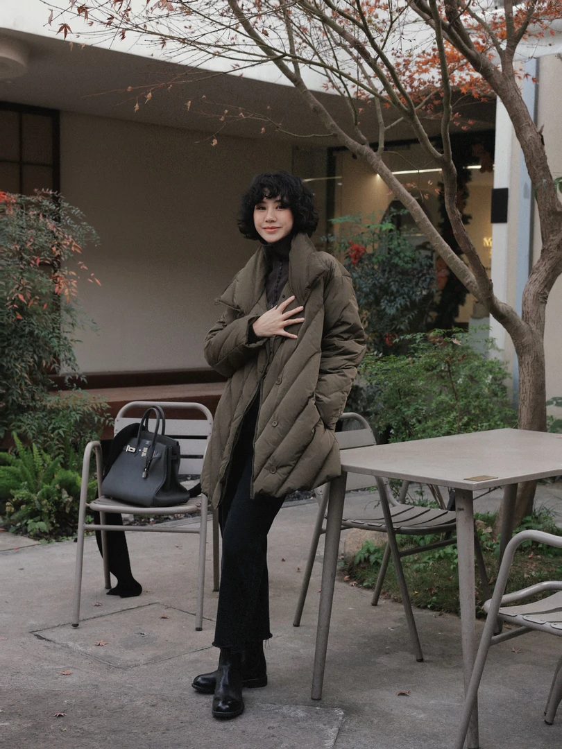 TT设计师【香榭琉光】极简风自然褶皱肌理感白鹅绒羽绒服TT191532