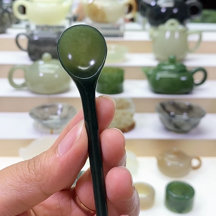 和田玉未镶嵌挂件勺子