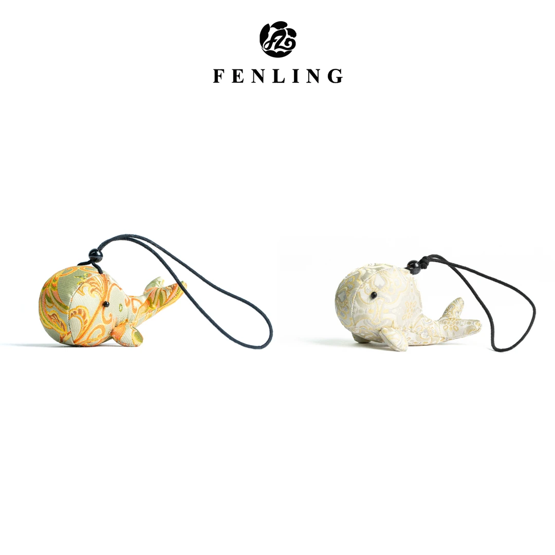 芬领-海豚挂件-桑蚕丝宋锦（织金）吉瑞海豚真丝挂件FQ574-FQ575