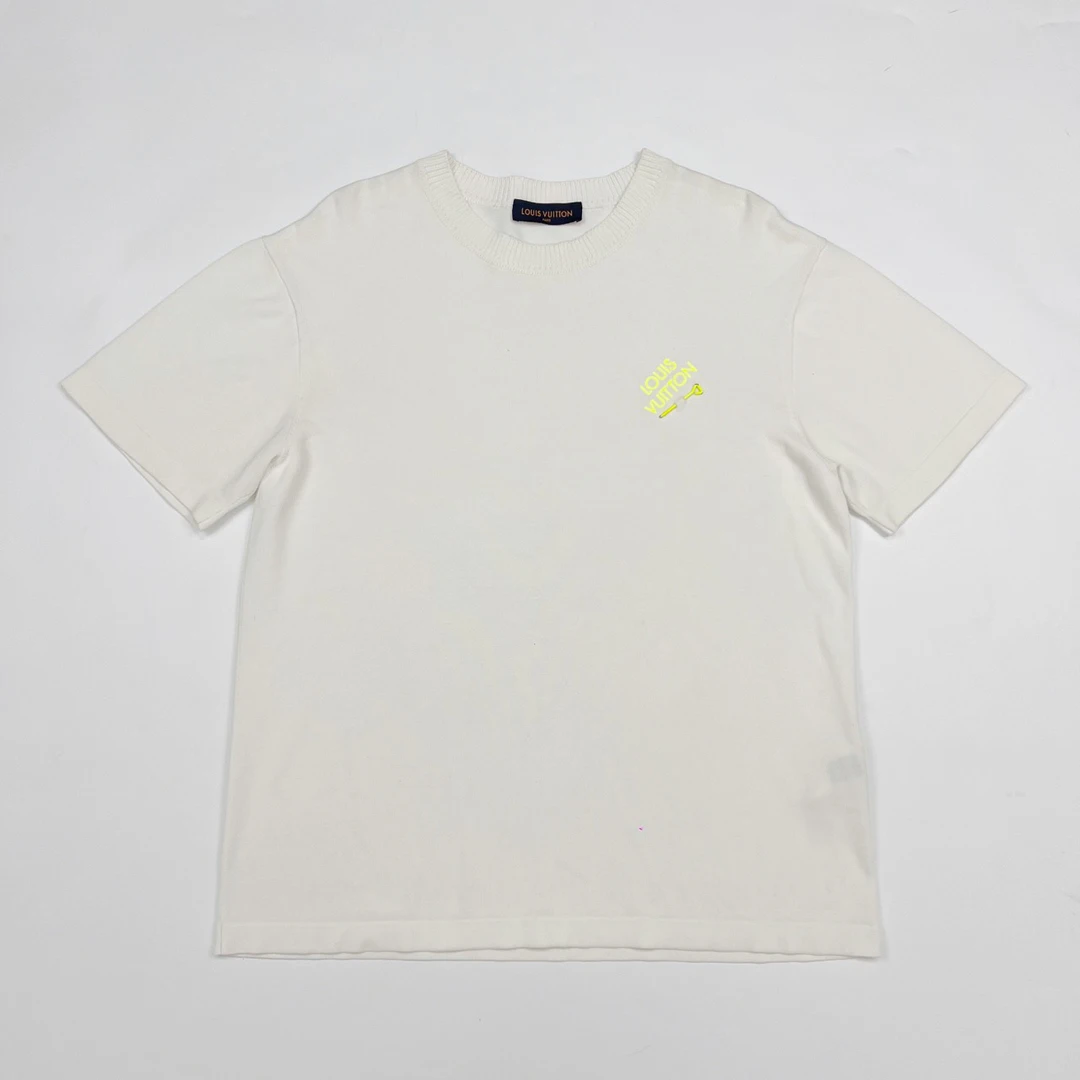 99新 LouisVuitton/路易威登 l码/别针logo短袖/瑕疵/编码0548