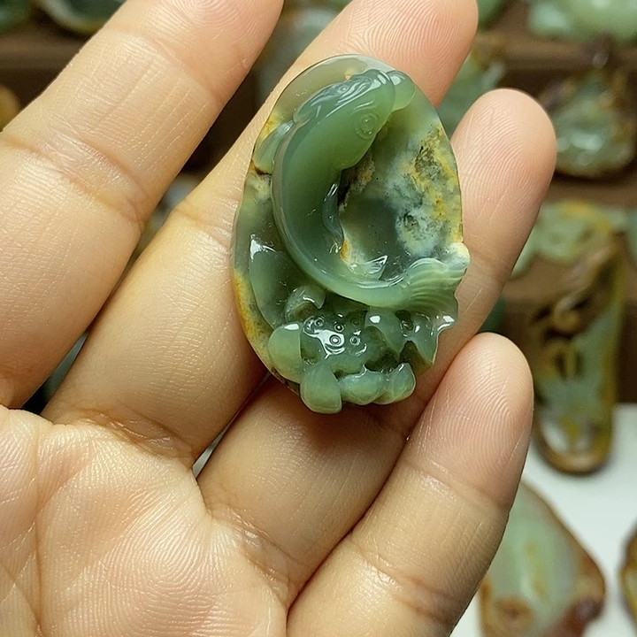岫岩河磨玉（透闪石质玉）未镶嵌颈饰