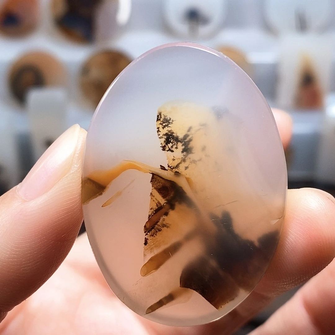 不***屋玛瑙/玉髓合金珠宝奇石