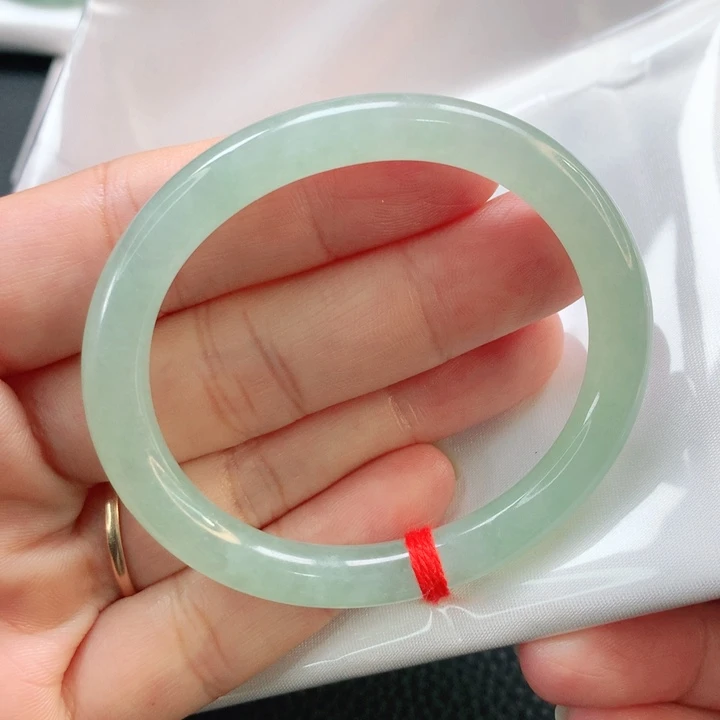 未镶嵌手镯翡翠50贵妃