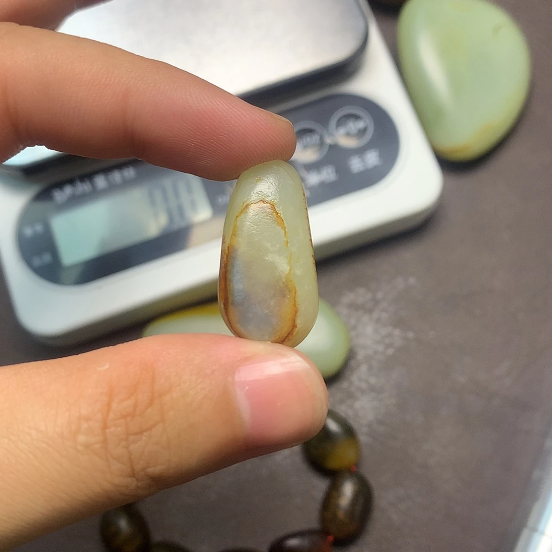 和田玉（糖玉）未镶嵌挂件