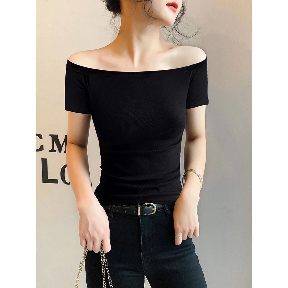 2025新款夏季黑色一字肩短袖t恤女低领露肩设计感体恤修身上衣潮