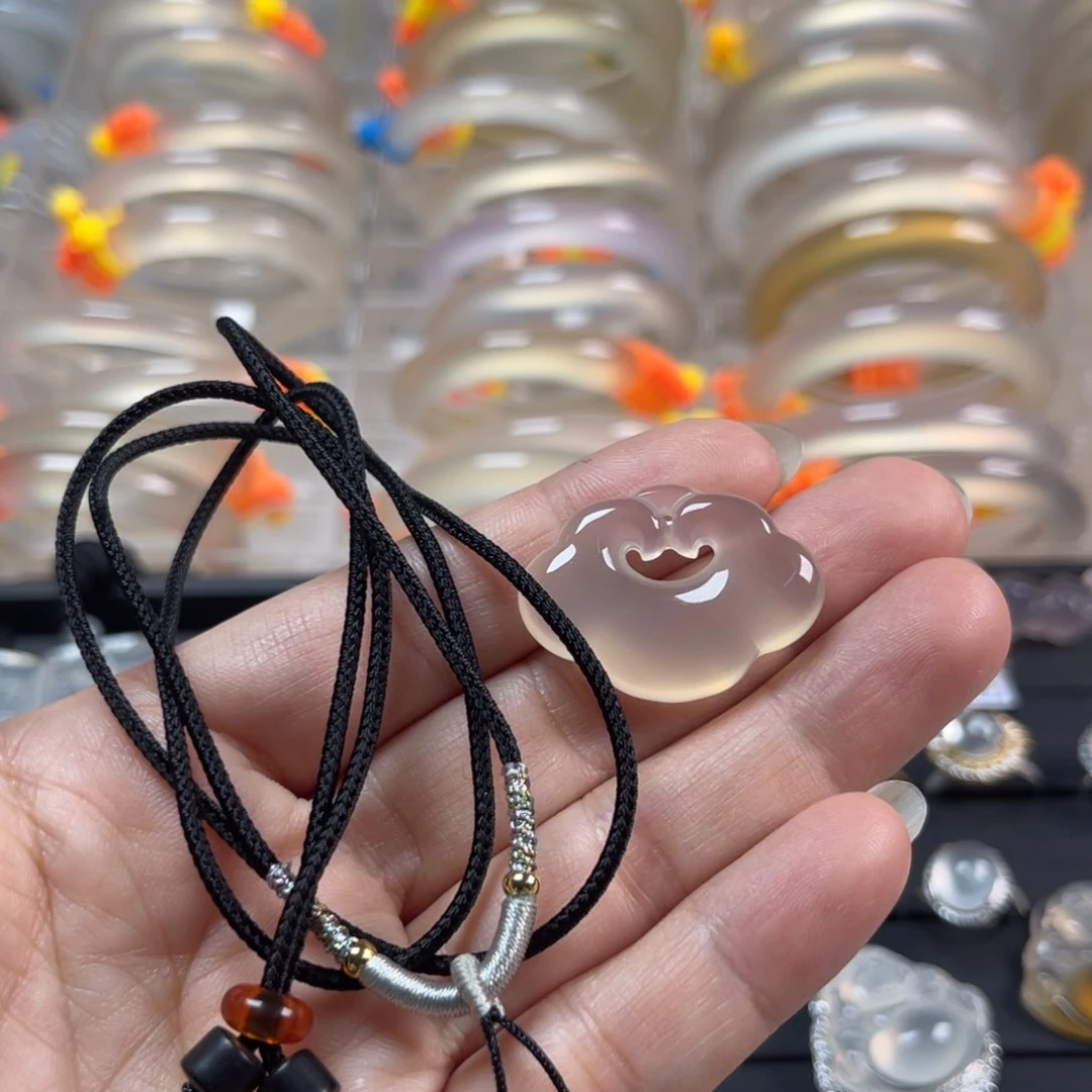 玛瑙/玉髓手镯未镶嵌?***呀