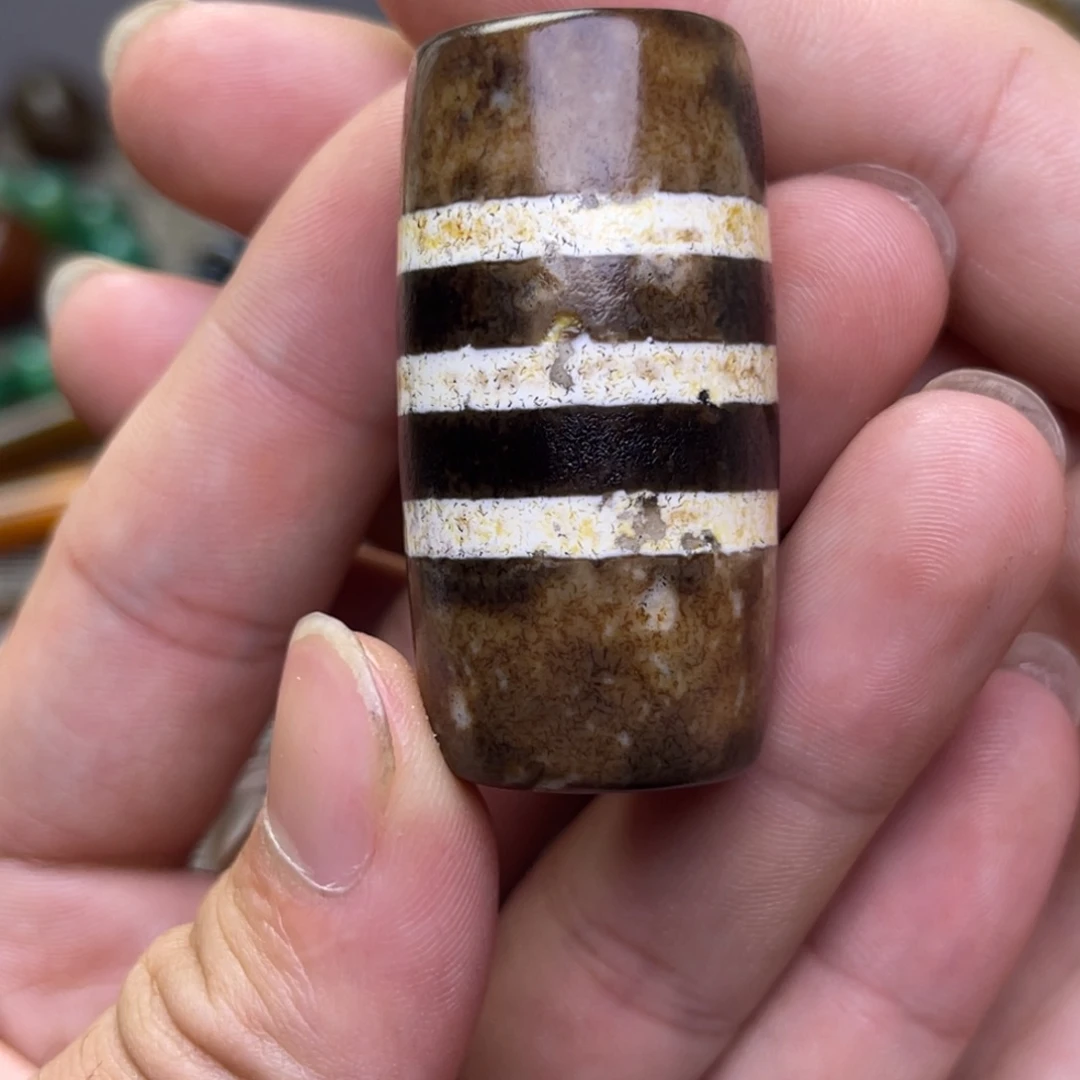 有***玉玛瑙/玉髓未镶嵌颈饰