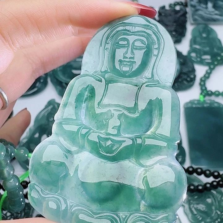颈饰未镶嵌翡翠多样性发其一