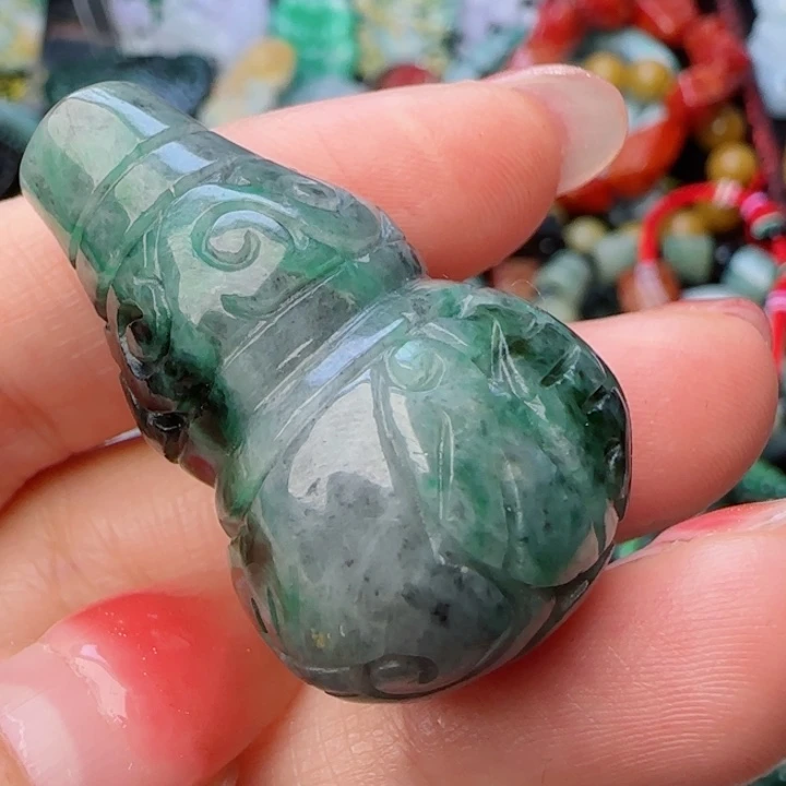 翡翠颈饰未镶嵌宝****天然A货