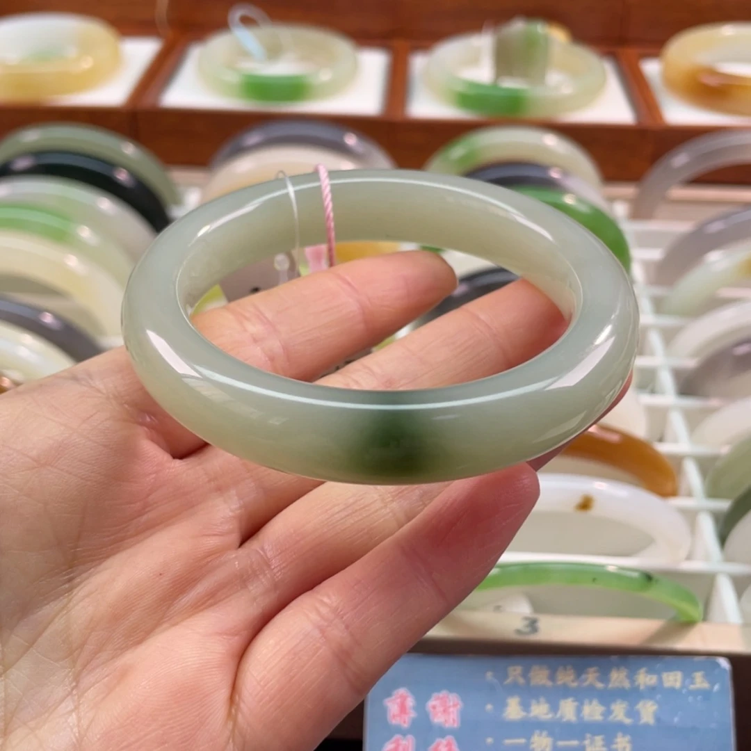 【闪购商品】和田玉手镯未镶嵌