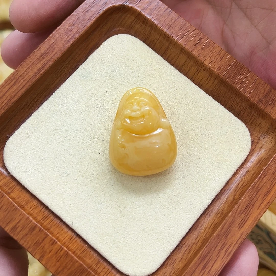 蜜蜡未镶嵌珠宝奇石