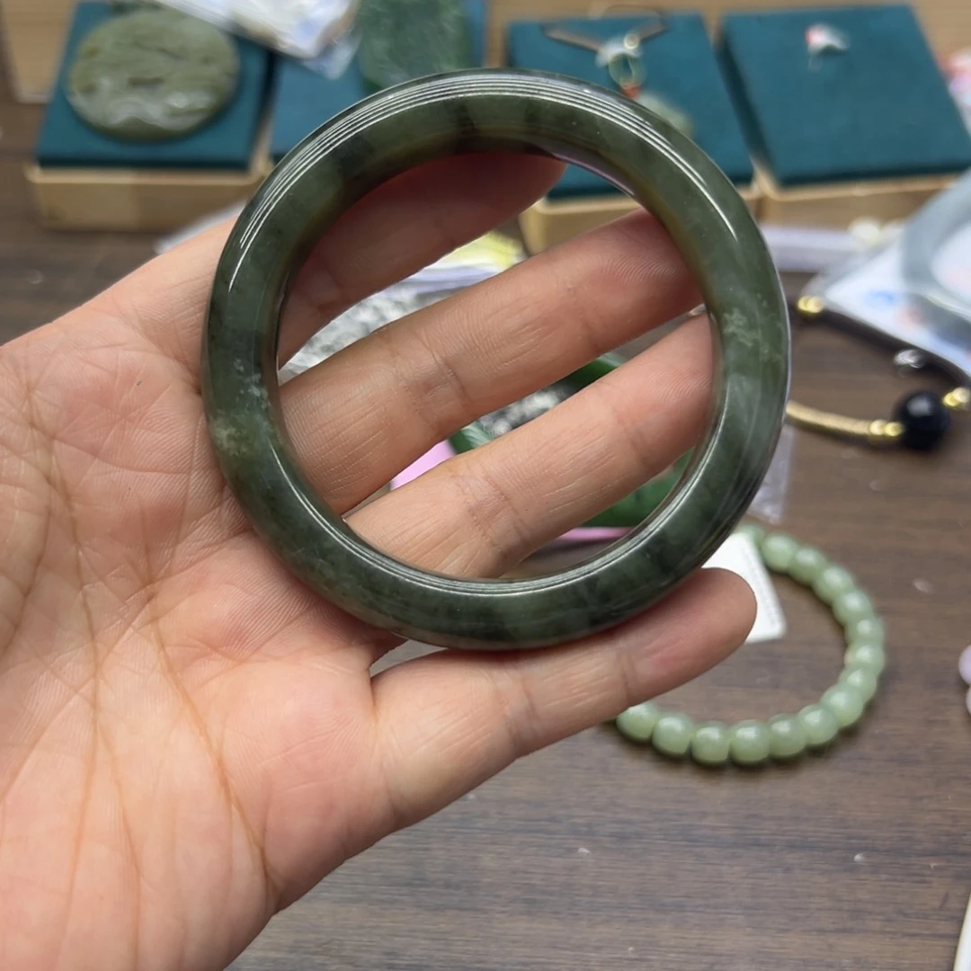 和田玉未镶嵌手镯57.5圈围663