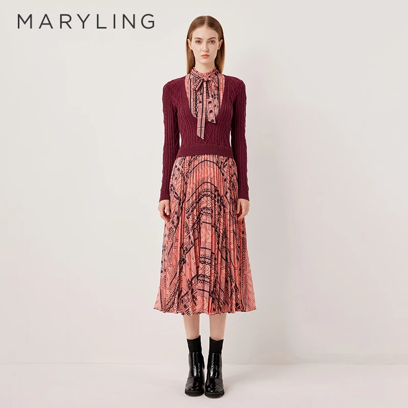 MARYLING玛俪琳2025秋季新品粉色线条印花针织连衣裙A1FGW62010