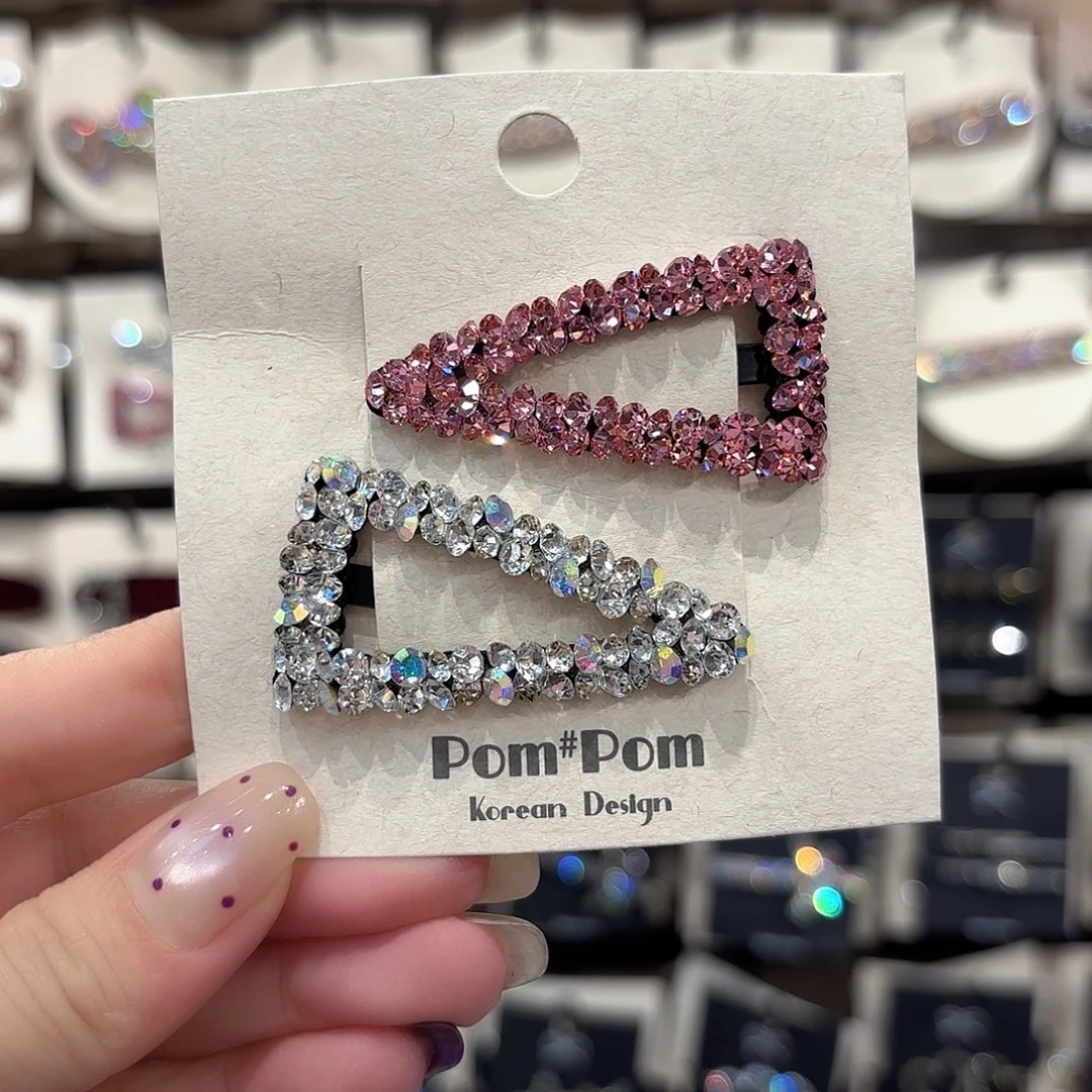 皮质铁合金拼色小三角拜拜