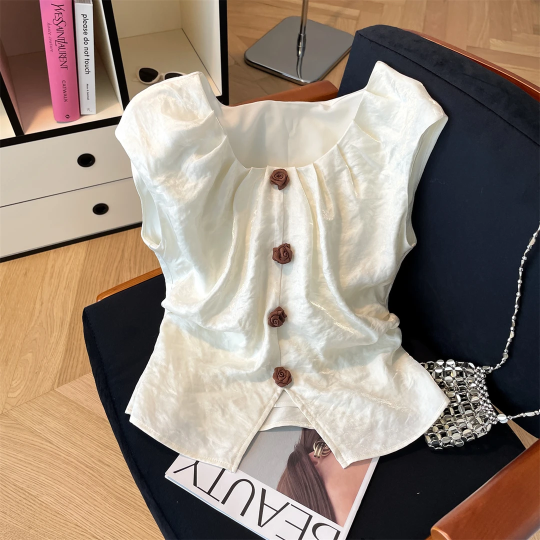 名媛风立体花朵缎面衬衫女2025夏款别致压褶小衫辣妹别致开叉上衣