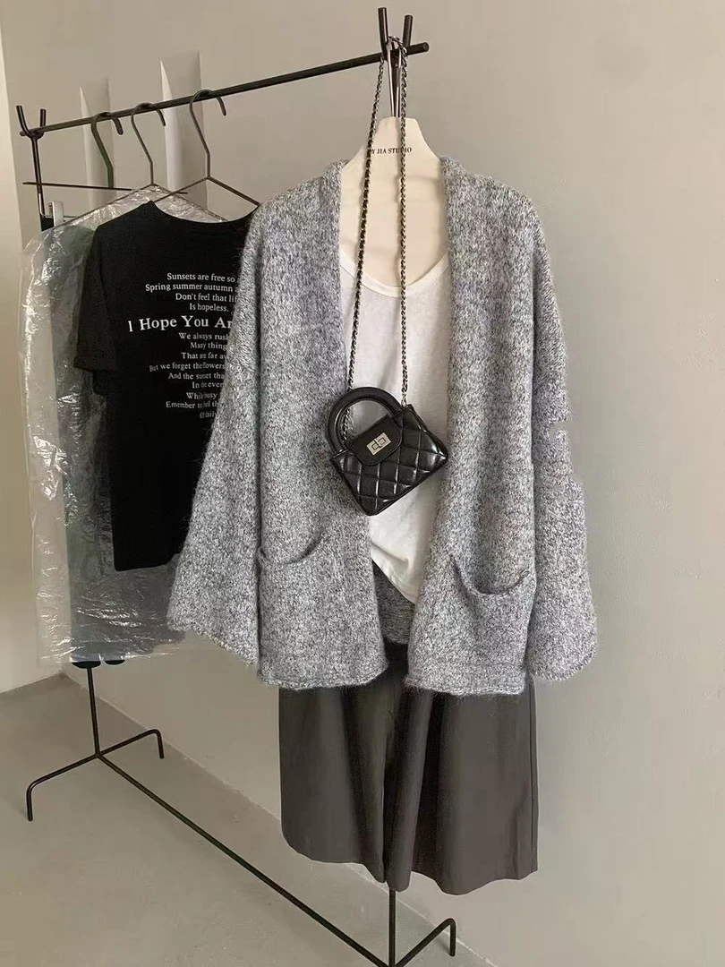 DALIANSU/大脸酥-4701   秋季慵懒风长袖开衫上衣