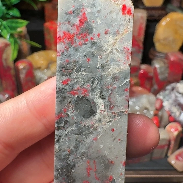 昌化鸡血石做***己昌化鸡血石