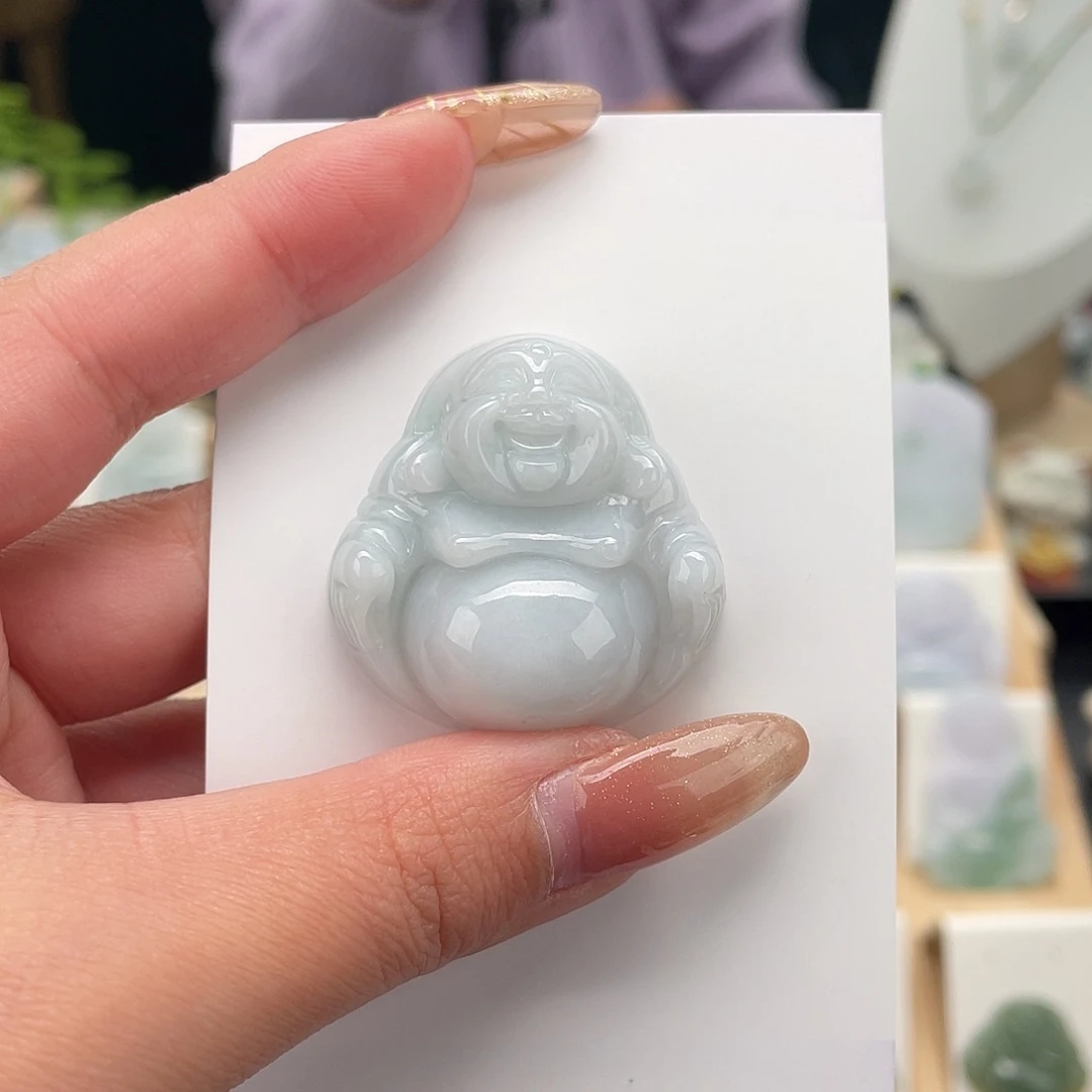 翡翠未镶嵌颈饰佛公