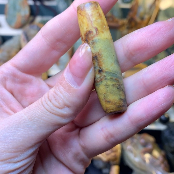 岫岩河磨玉（透闪石质玉）手链未镶嵌