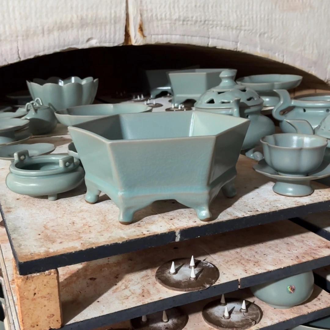 仿古釉六方洗一级品