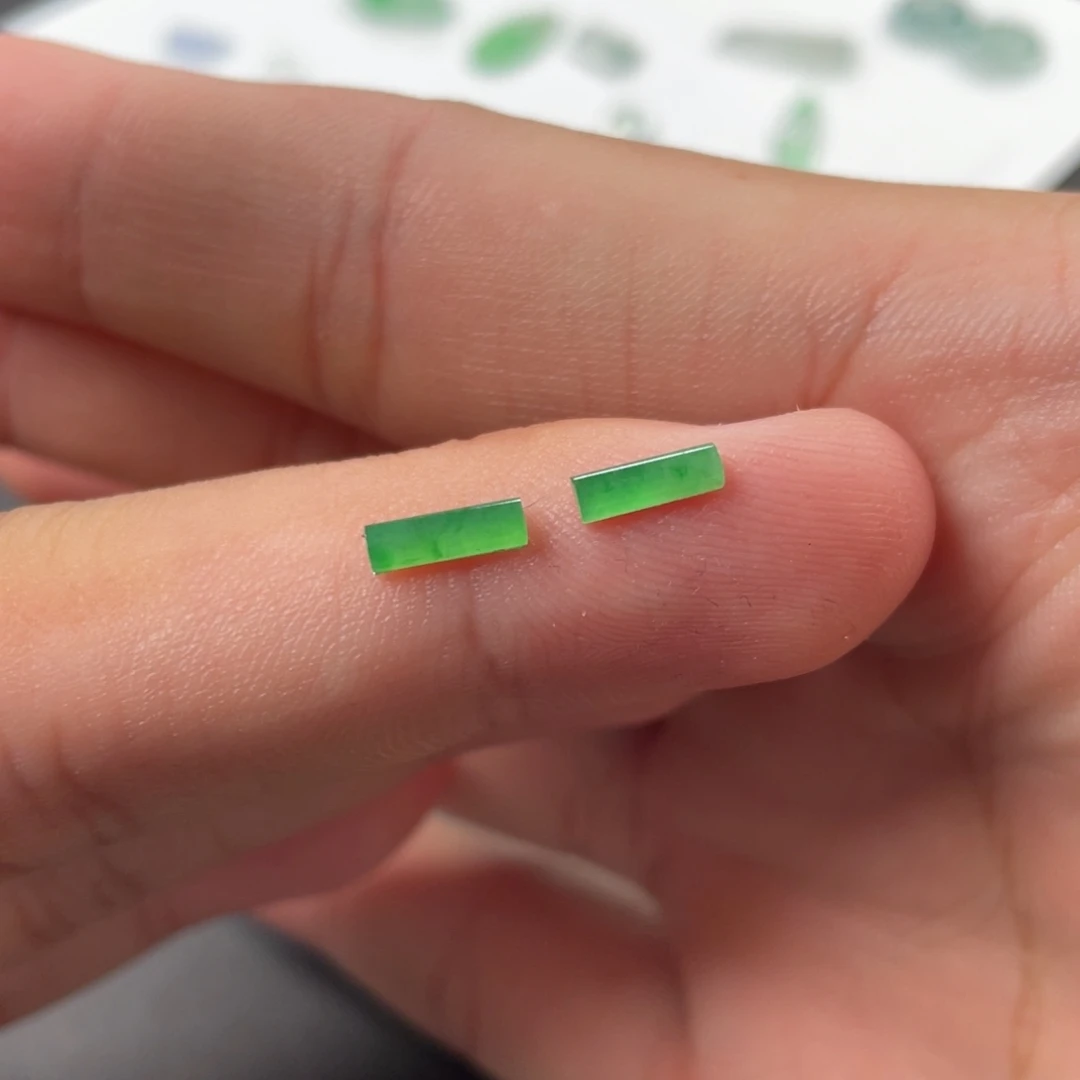 翡翠未镶嵌挂件翡翠