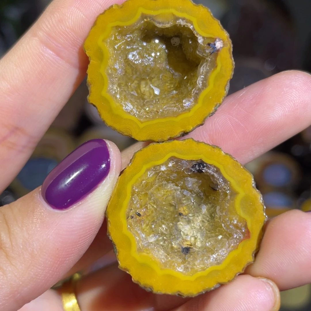 未镶嵌水晶大型摆件（非配饰）