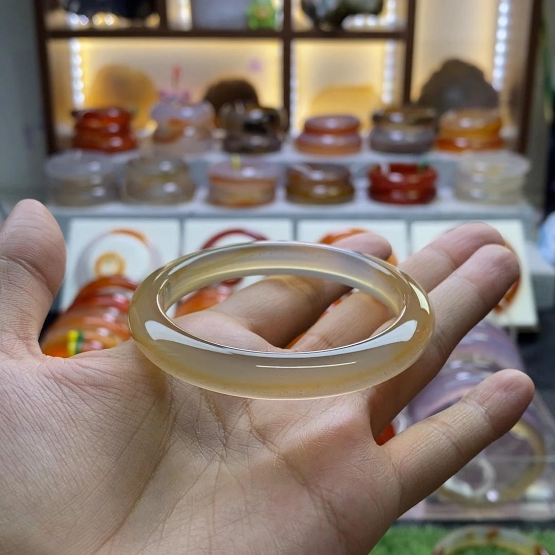 手镯玛瑙/玉髓未镶嵌