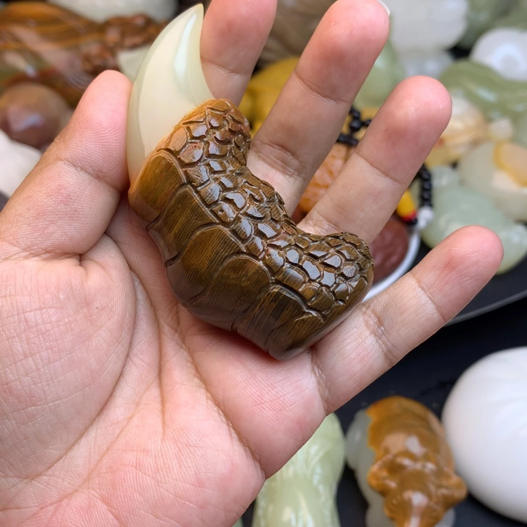 用***8石材摆件把件鹰爪