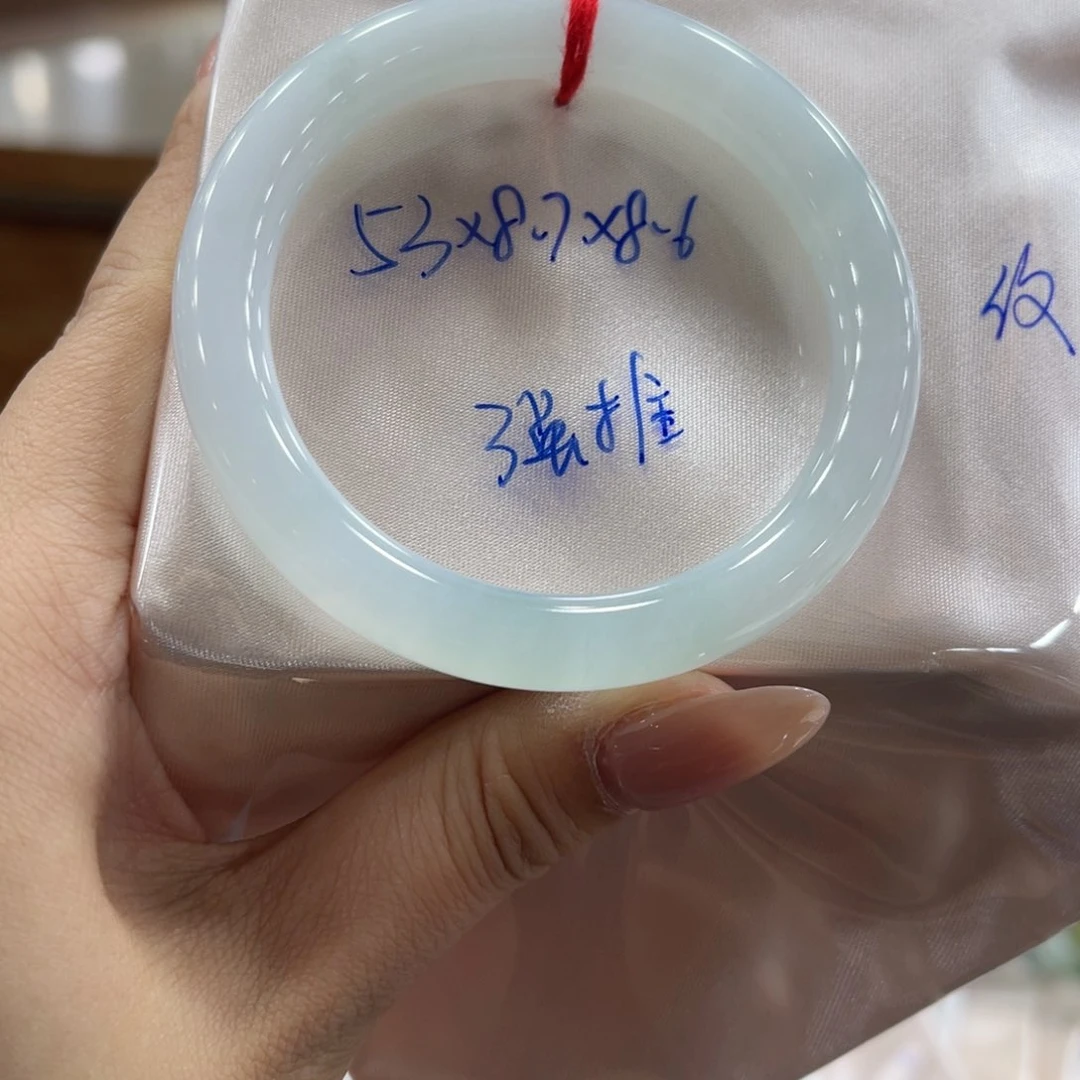 未镶嵌手镯翡翠翡翠