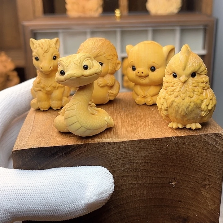 十二生肖一整套十三个摆件