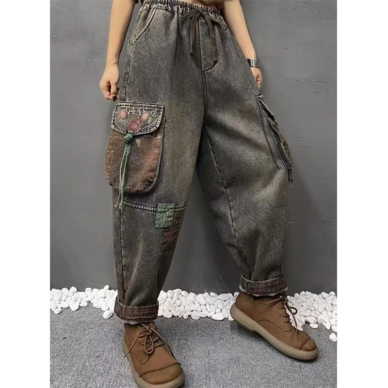 文艺刺绣水洗牛仔裤女春装新款松紧腰宽松显瘦民族风哈伦裤女款