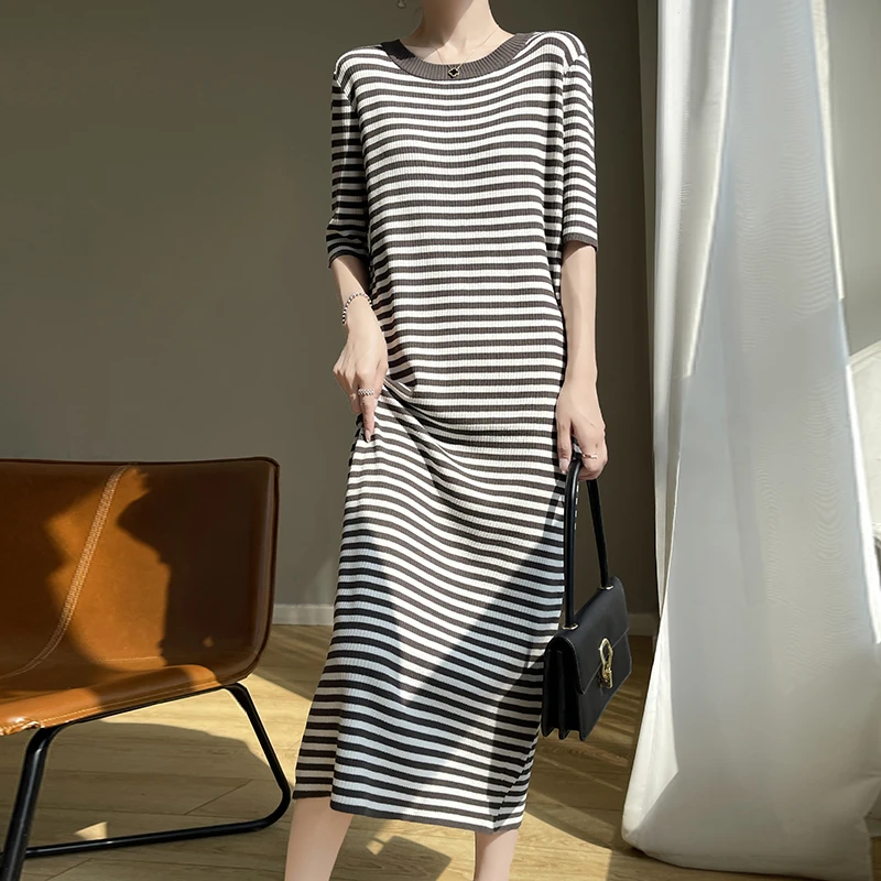 夏季女宽松连衣裙气质条纹显瘦针织连衣裙时尚韩版慵懒圆领长裙