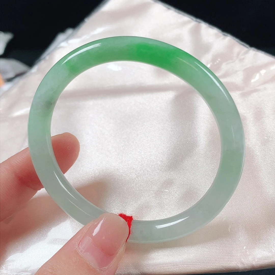 翡翠手镯未镶嵌55圈圆贵妃1928