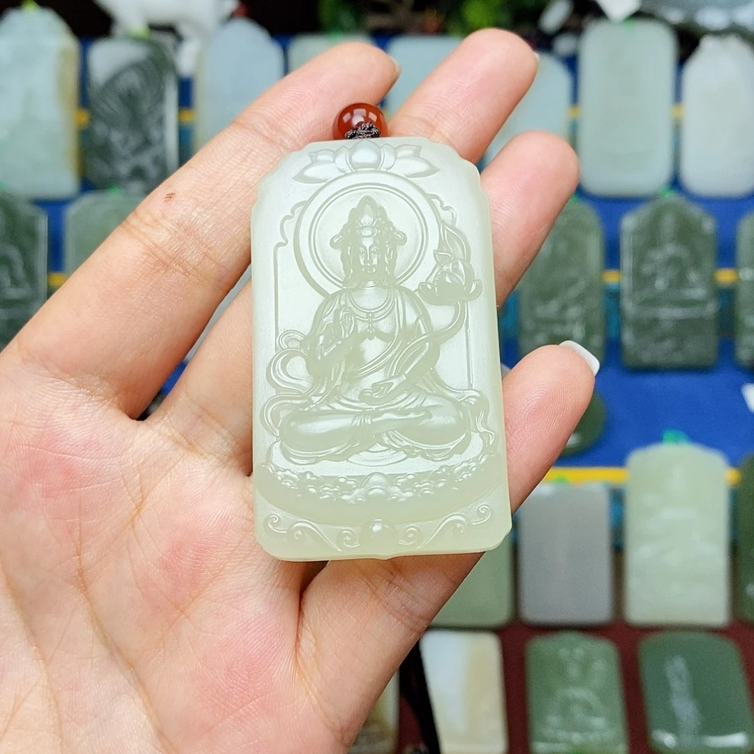 【闪购商品】颈饰未镶嵌和田玉