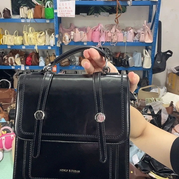 蚕丝酷****?健健康康平平安安