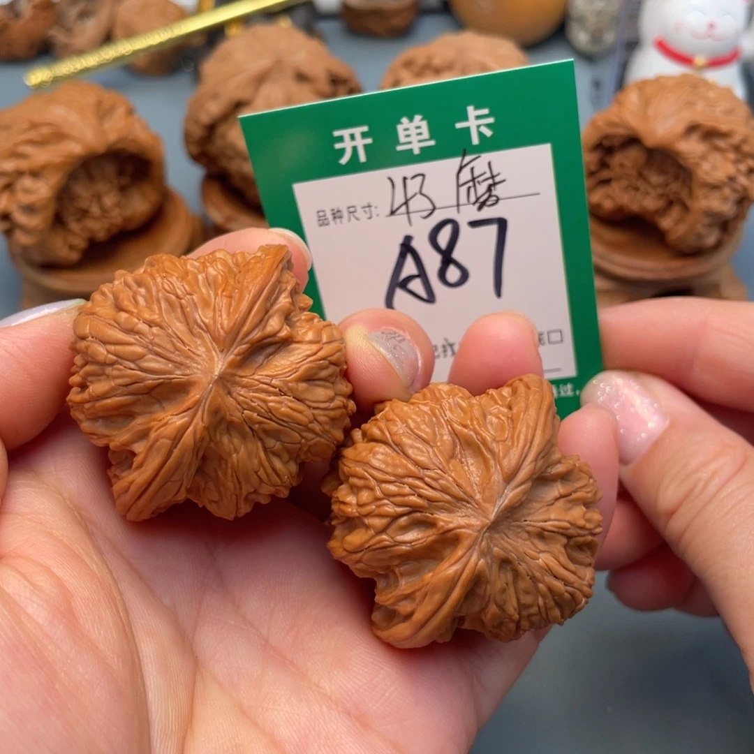 吊坠桃核文玩核桃