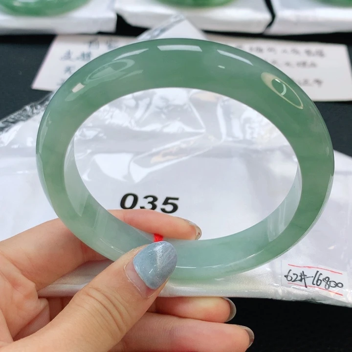 翡翠手镯未镶嵌翡翠手镯62