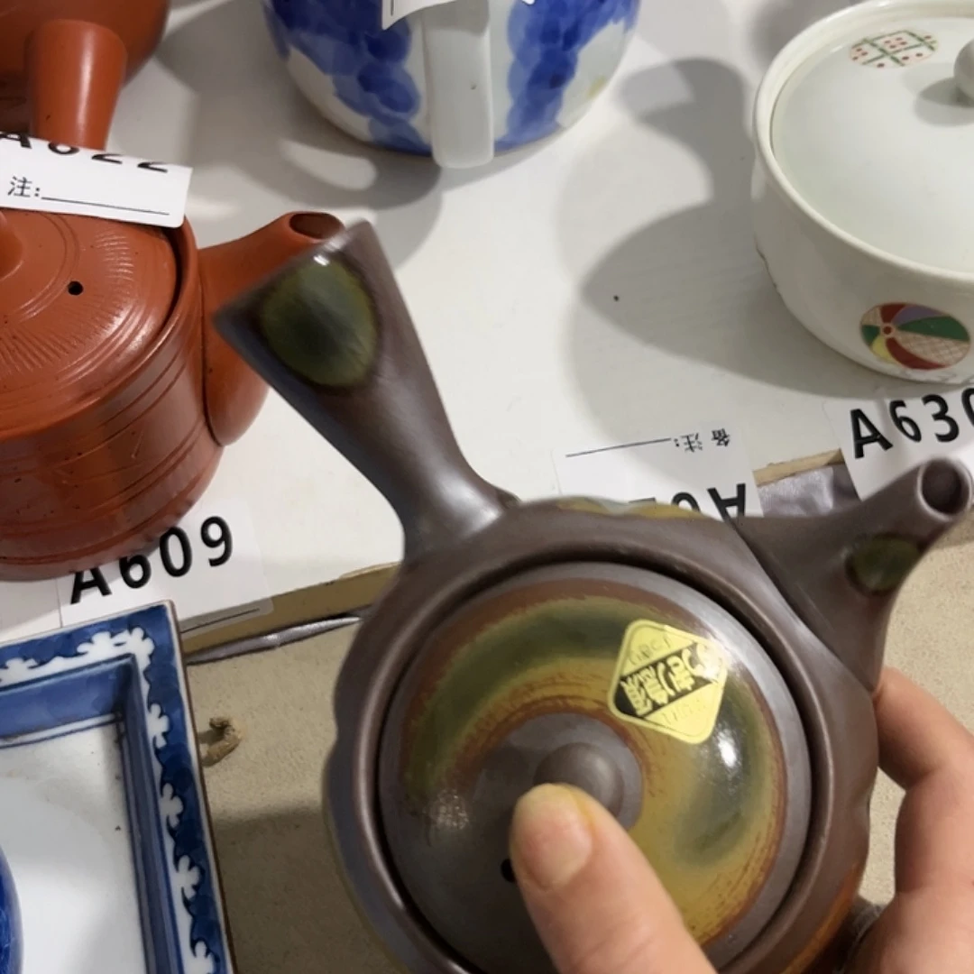 瓷片M****N不想在这个城市住啦又