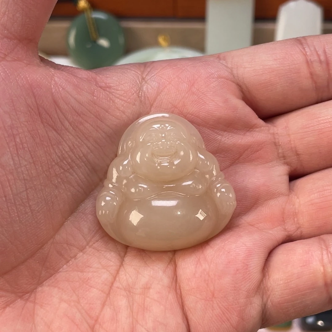 果****和田玉未镶嵌颈饰