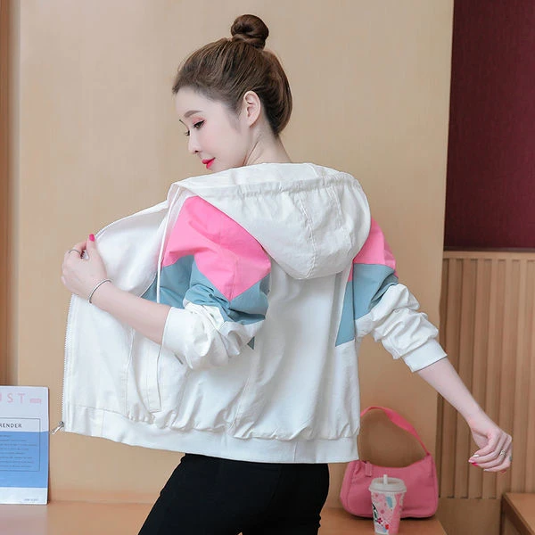 新款时尚小个子拼接短款棒球外套女春秋薄款休闲长袖上衣