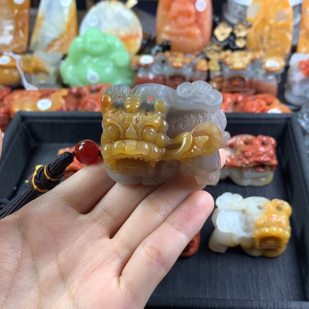石英质玉（黄龙玉）未镶嵌手把件