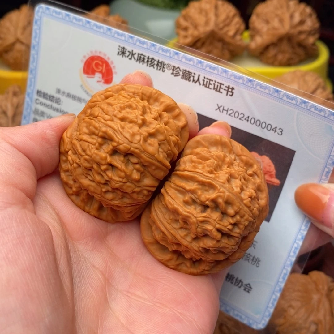 文玩核桃把件宝*白狮45