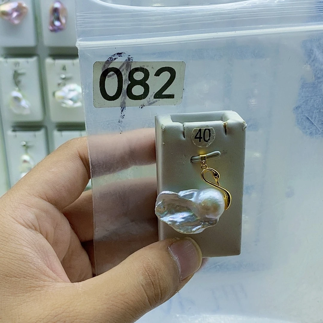 颈饰合金淡水珍珠